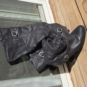 Baretraps Tender Wedge Boots